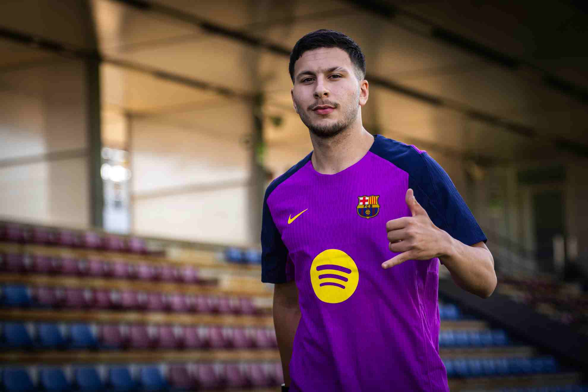 AA, 德科没有犹, 巴萨内部对 AA, 德科没有犹, 巴萨内部对