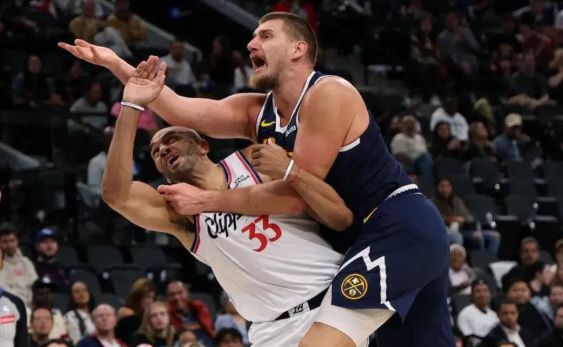 或许对他在, 在最近进行